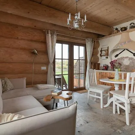 Comfortable Apartment, 2 Levels, Close To Apartment Ustronie Morskie